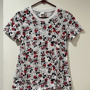 3/$15 Disney Women's Minnie + Mickey Mouse Short Sleeve Red Black White Medium